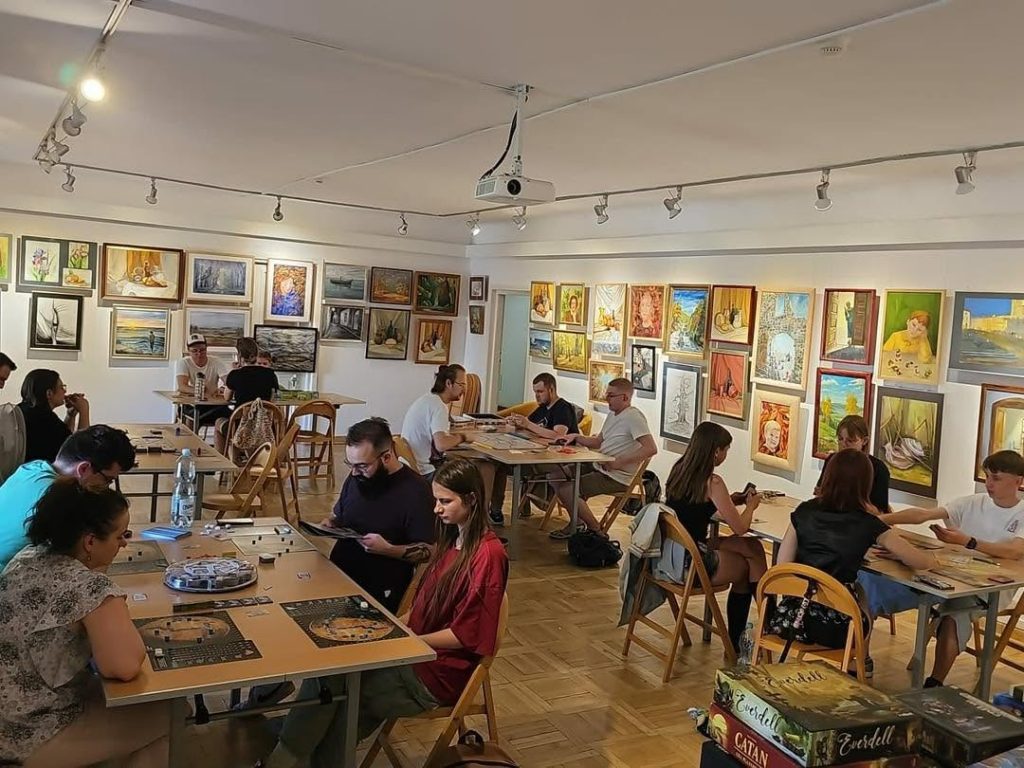 Popołudnia z grami planszowymi w MBP