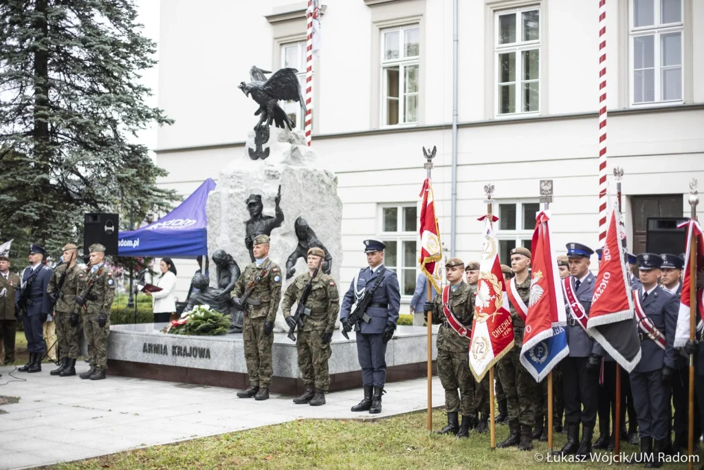 Obchody 81. rocznicy akcji rozbicia więzienia w Radomiu przez oddziały podziemianiepodległościowego pod dowództwempor. Stefana Bembińskiego „Harnasia”